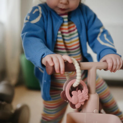 Mordedor Infantil Mushie Fairy Teething Ring - Design ergonômico e leve
